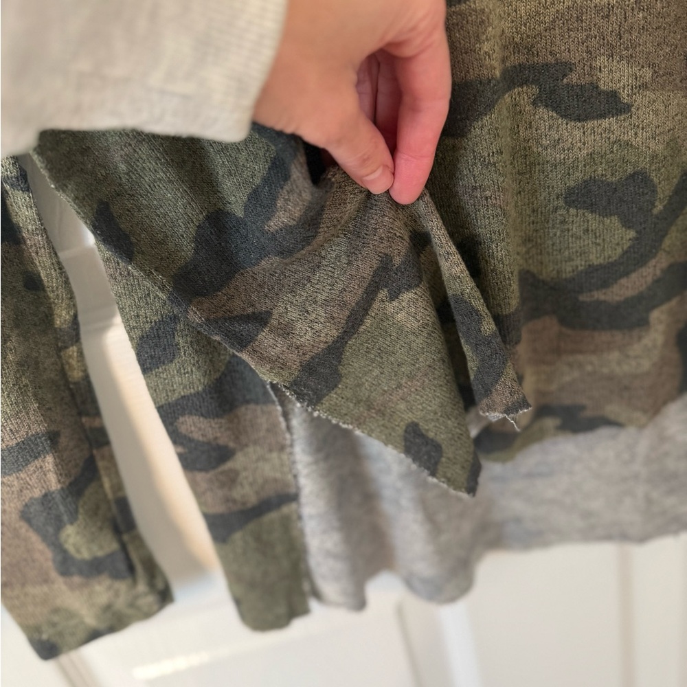 Camouflage Long Sleeve Sweater - Picture 4 of 8